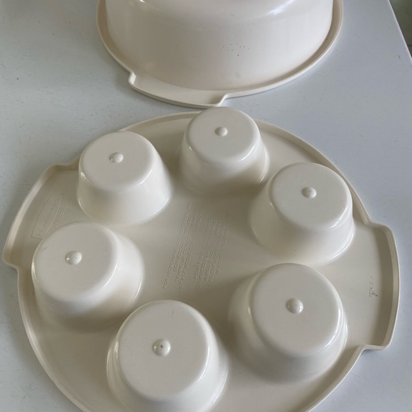 Rubbermaid Microwave Cookware - Picture 5 of 9